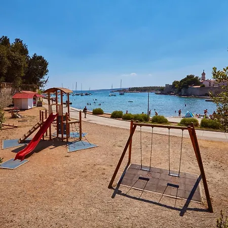 Galija Luxury Πανσιόν