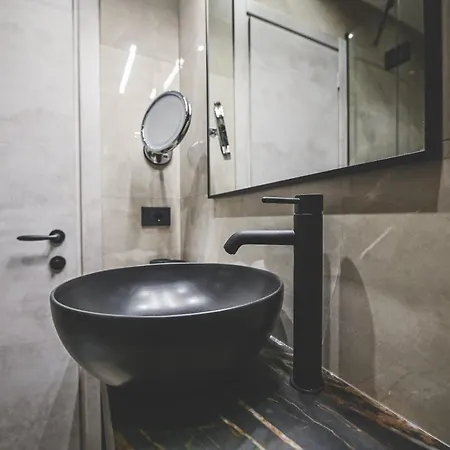 Galija Luxury
